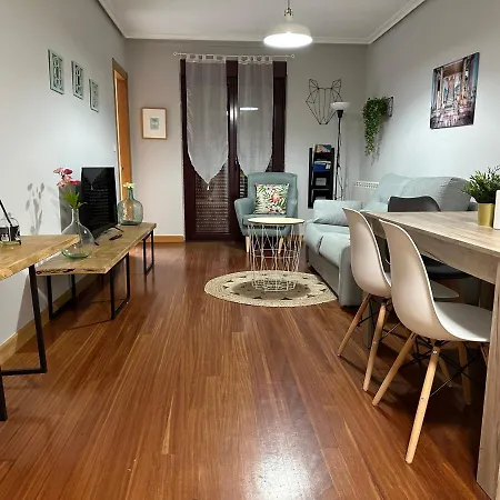 Live By Oktheway Apartment
